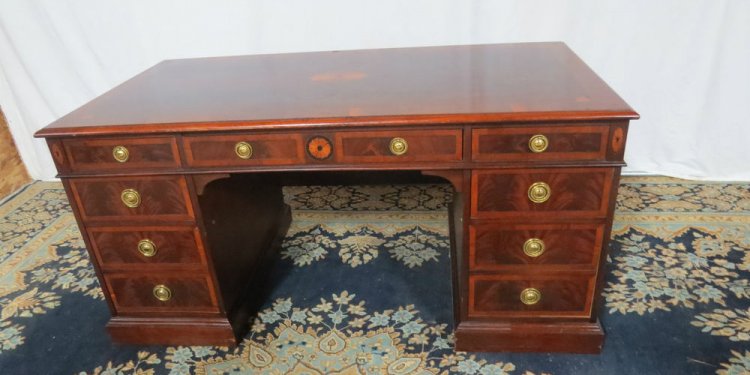 Hekman Desk Mahogany Executive