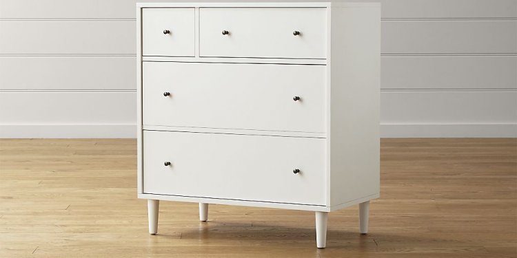 Barnes White 4-Drawer Chest