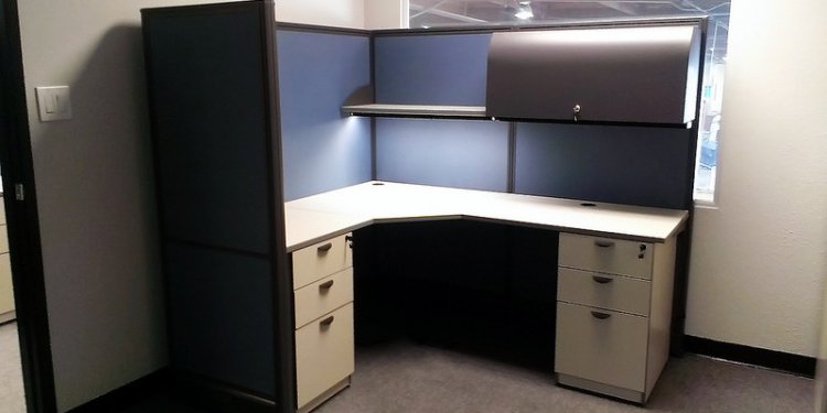 Custom Cubicles in California