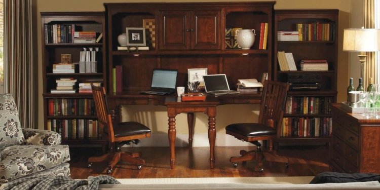 T Desk with Hutch