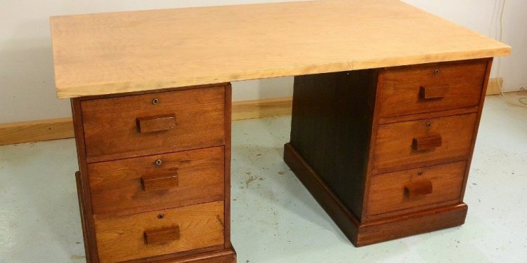 Computer Desk with drawers